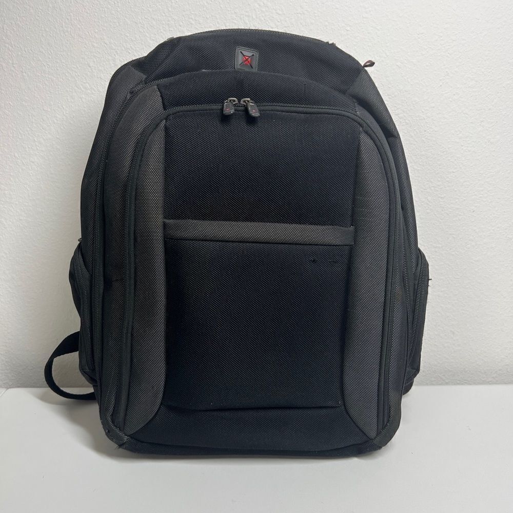 Solo Metropolitan 17" Inch Laptop Backpack with Removable Sleeve Black Grey